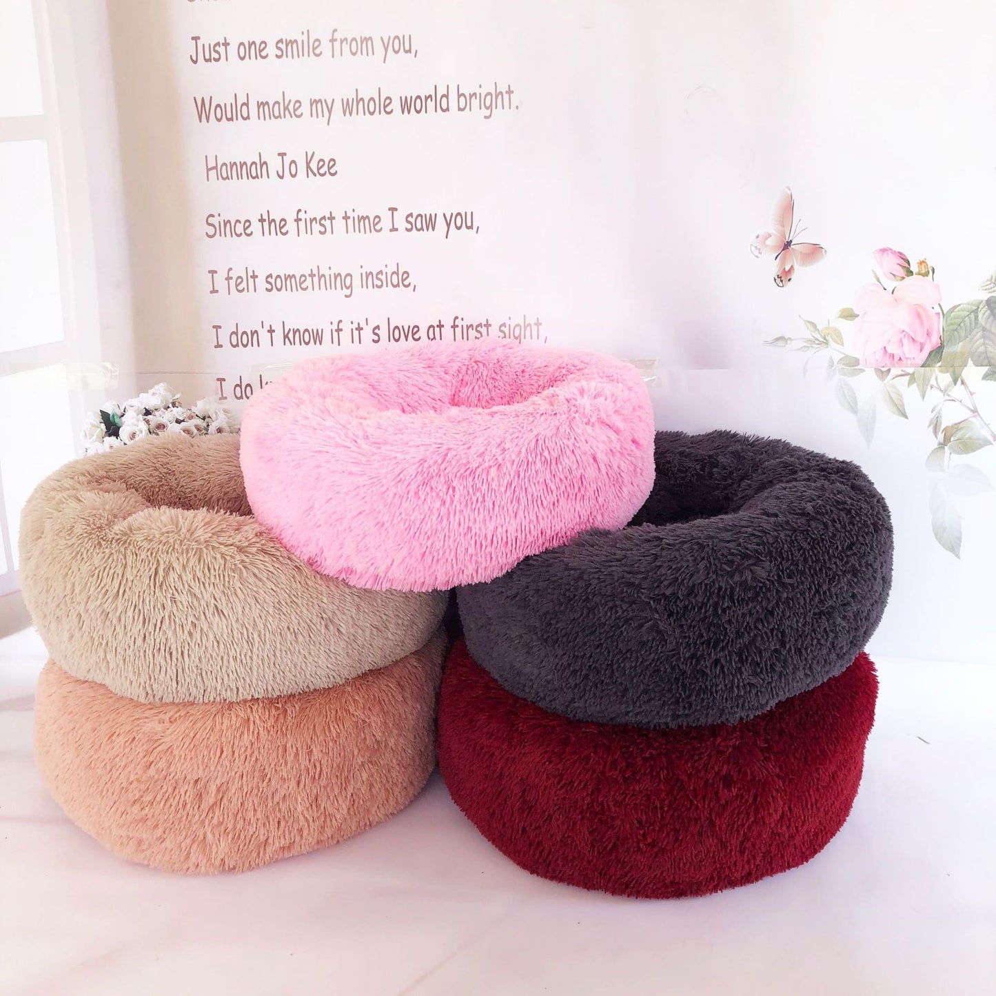 Vegan Soft Fur Fabric, Dogs and Cats Donut Plush Beds